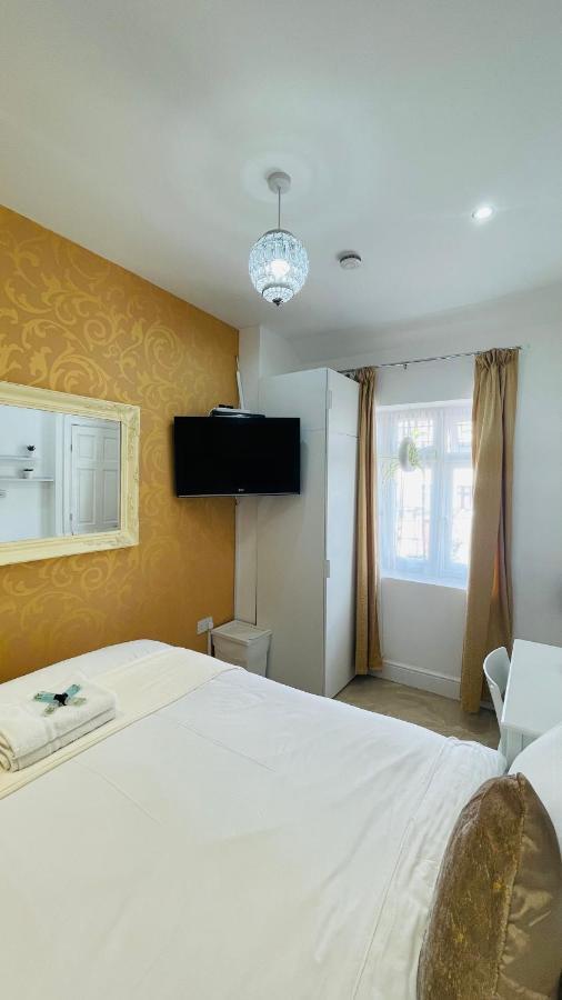 Mayday House Hotel ลอนดอน ภายนอก รูปภาพ