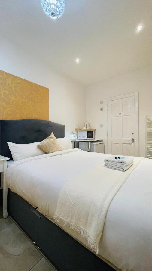 Mayday House Hotel ลอนดอน ภายนอก รูปภาพ