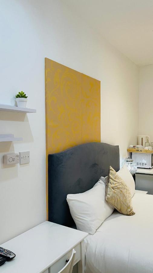 Mayday House Hotel ลอนดอน ภายนอก รูปภาพ